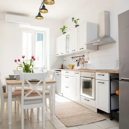 Brand New Center Nostalgija Apartament Split